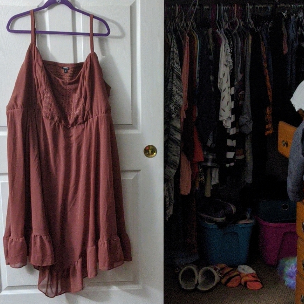 Torrid chiffon handkerchief hem dress size 5